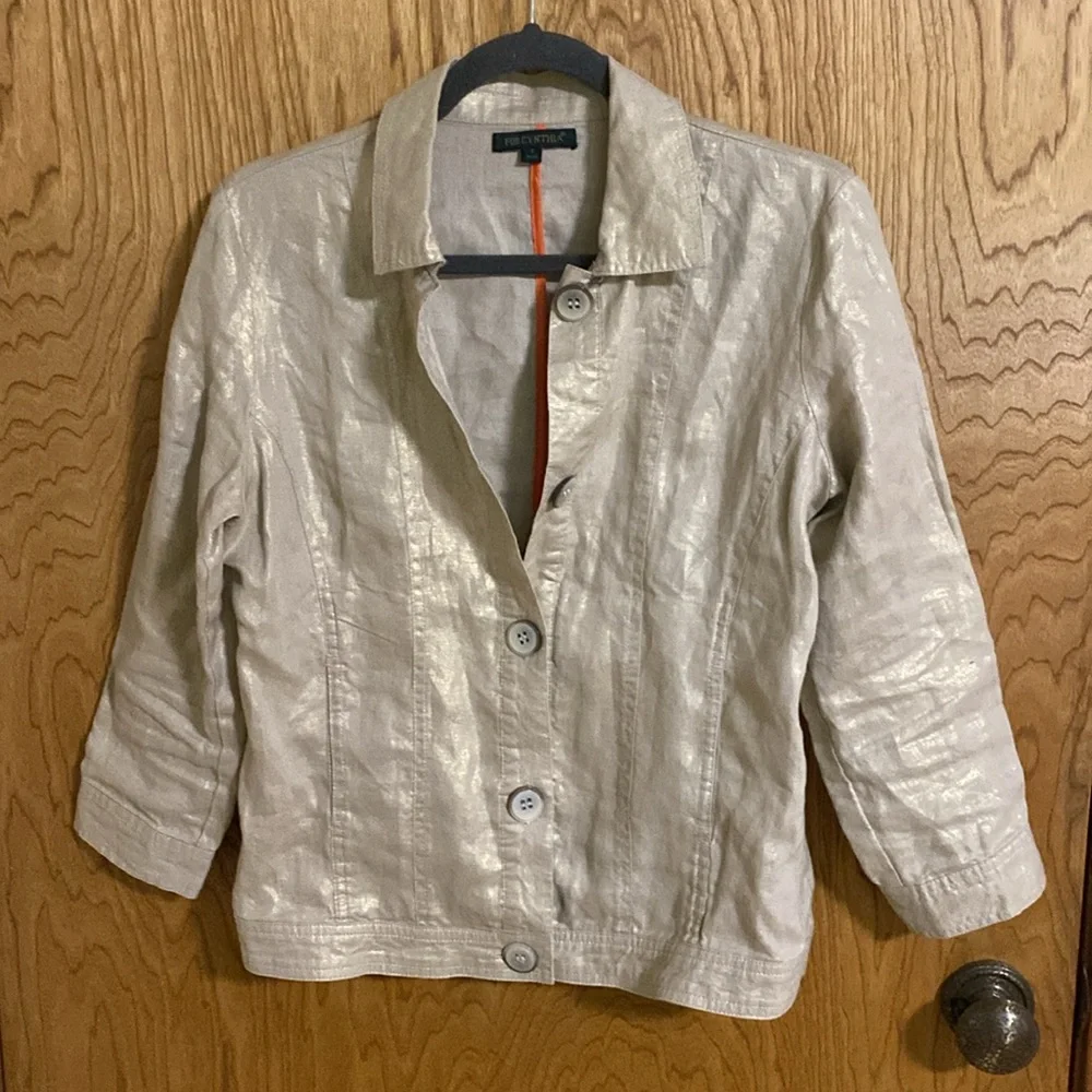 For Cynthia Small 100% Linen Jacket Small Button up Color is Tan